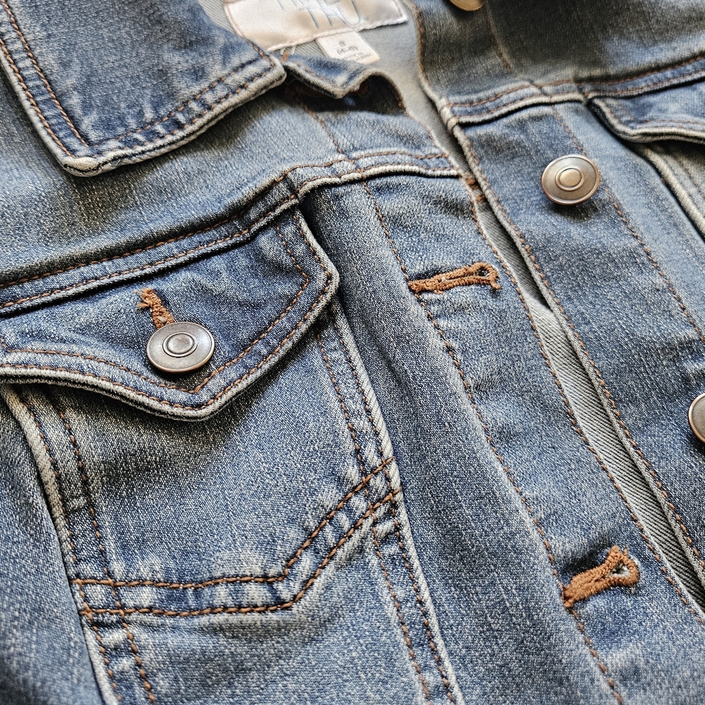 Jean Jacket - Picture 3 of 3